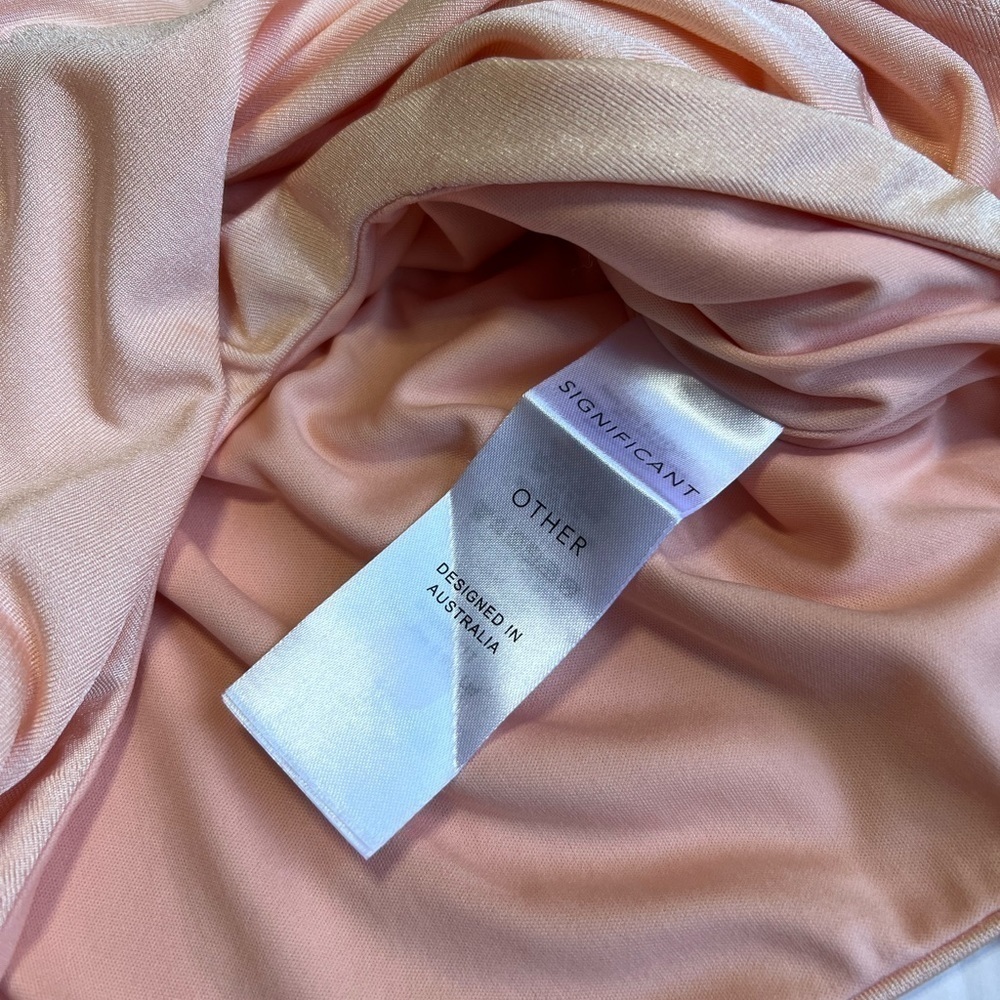 SIGNIFICANT OTHER Arta Long Sleeve Wrap Peach Crop Top Size US 2 Sold Out Online - Picture 3 of 15